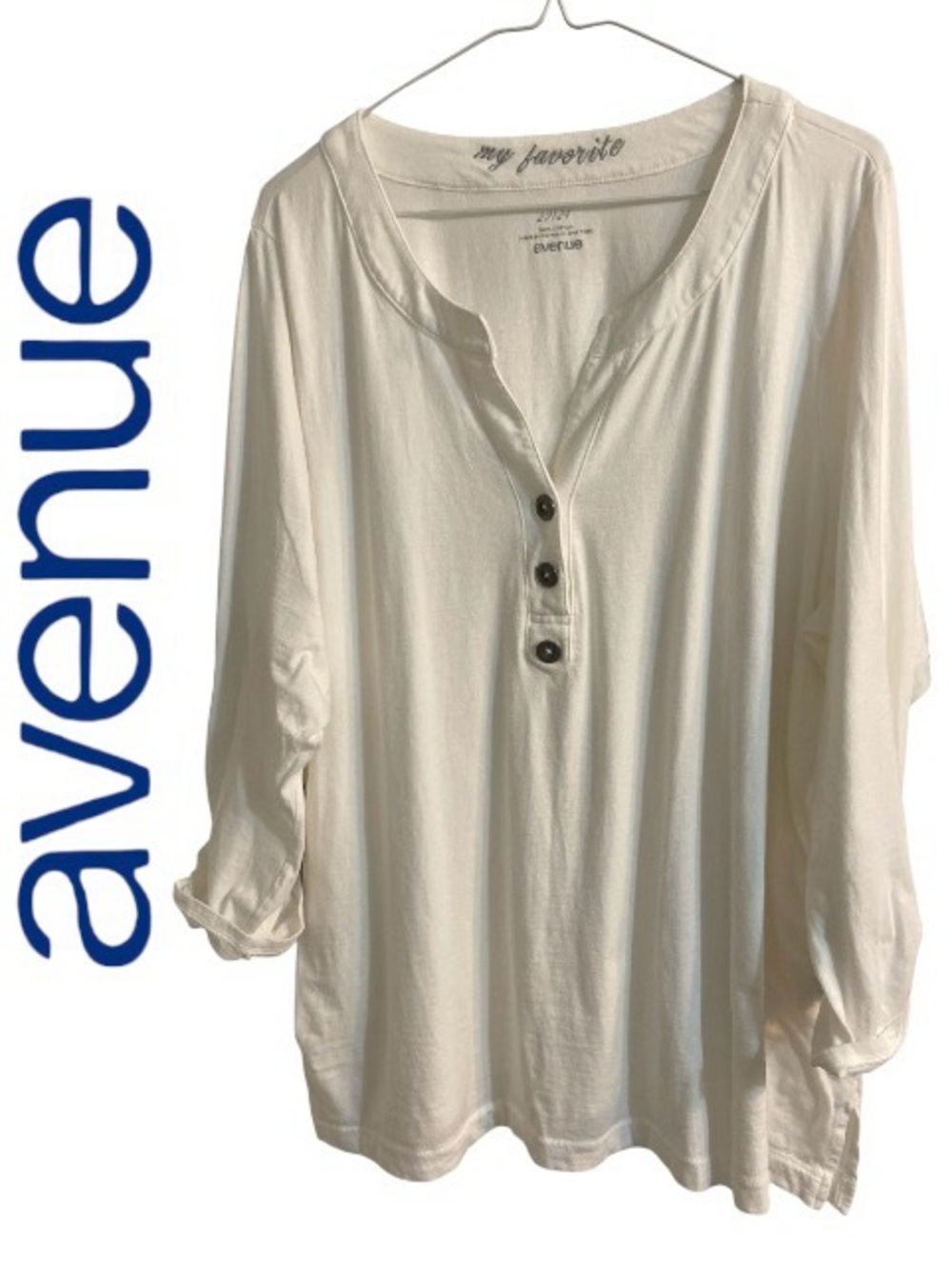 22/24W AVENUE Henley Three-Button 100% Cotton Top in Ivory